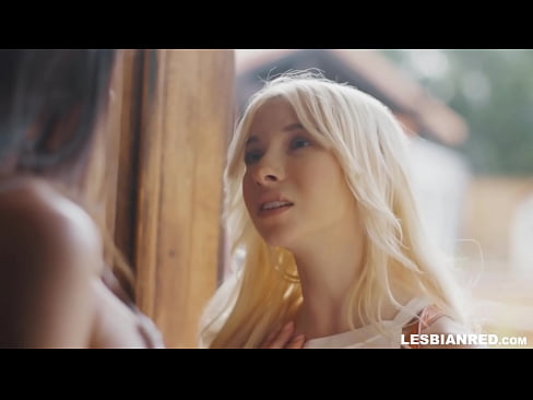 ❤️ Dívka se po několika měsících vrátí domů a skončí u lízání kundy své nevlastní matky Krásné porno u nás cs.megaofertas.top ❌️